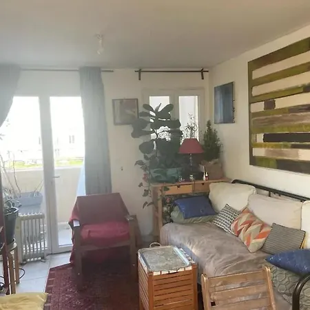 D'une Avec Vue Sur La Balcon Amenage Et Wifi A * Parigi